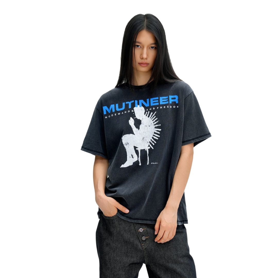 S0487 American Retro Street-Style Washed & Distressed Graphic T-Shirt