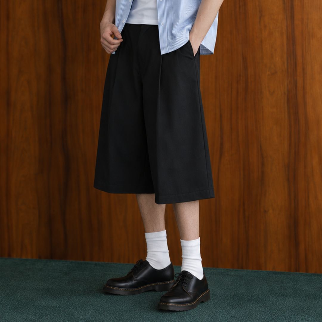 LK008 Arc Wide Shorts
