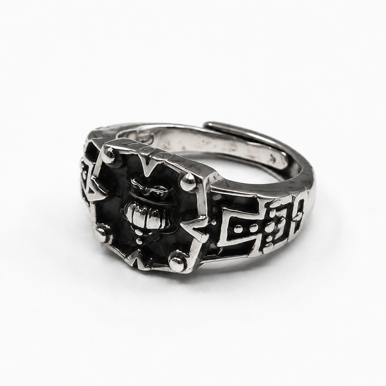 R003 JESTER GRIN ADJUSTABLE RING