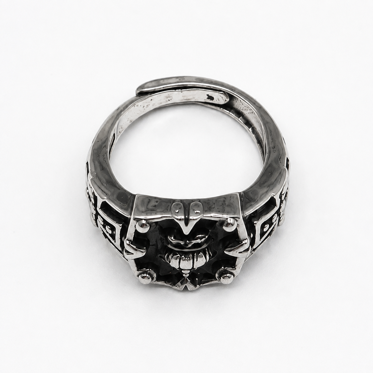 R003 JESTER GRIN ADJUSTABLE RING