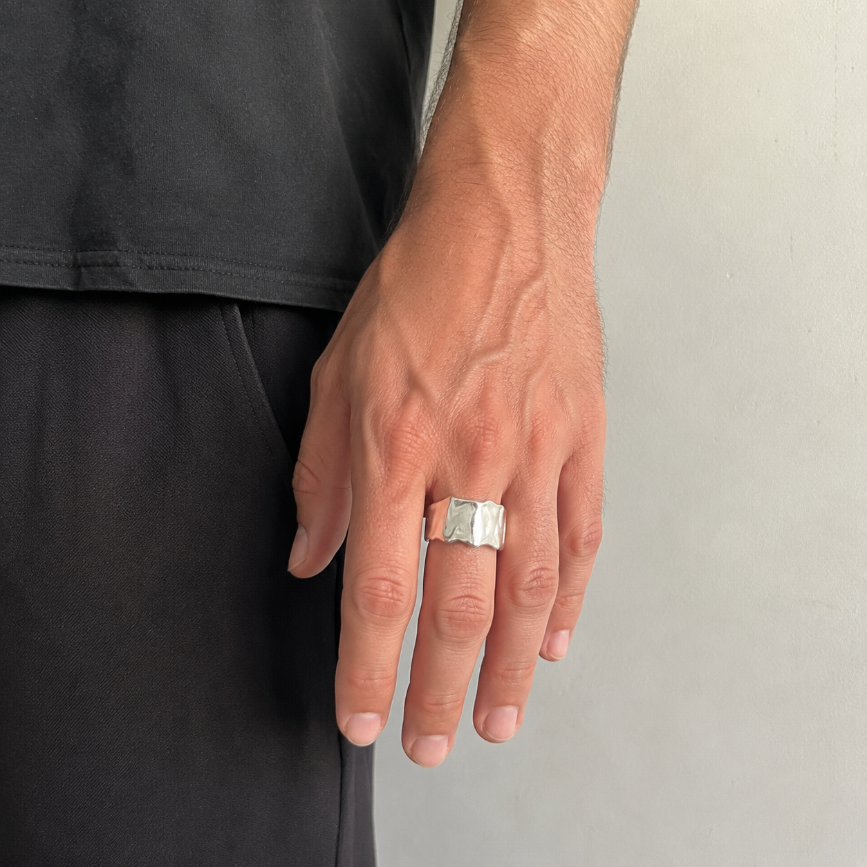 R002 MOLTEN FORM ADJUSTABLE RING