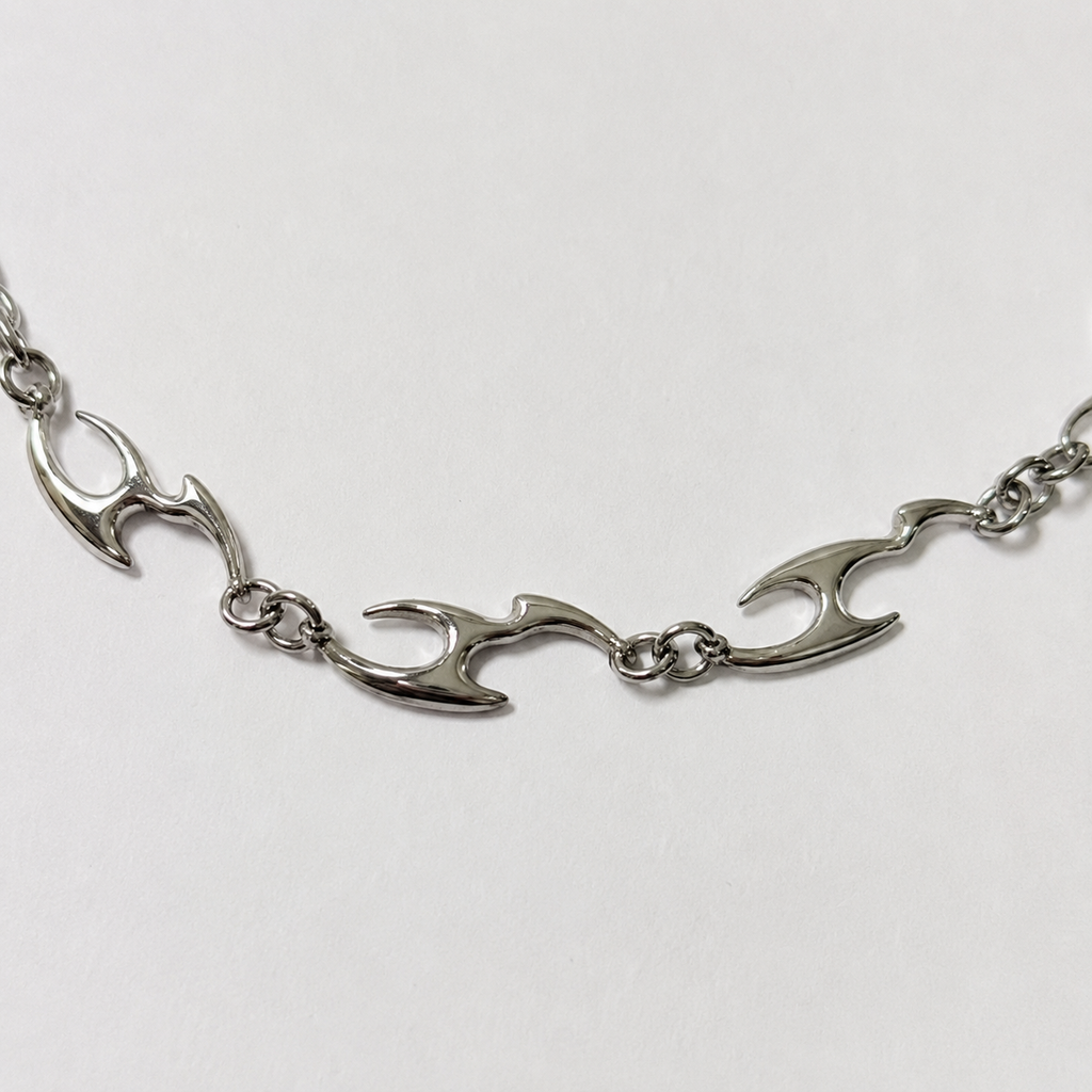 N002 IGNITE FLAME LINK NECKLACE