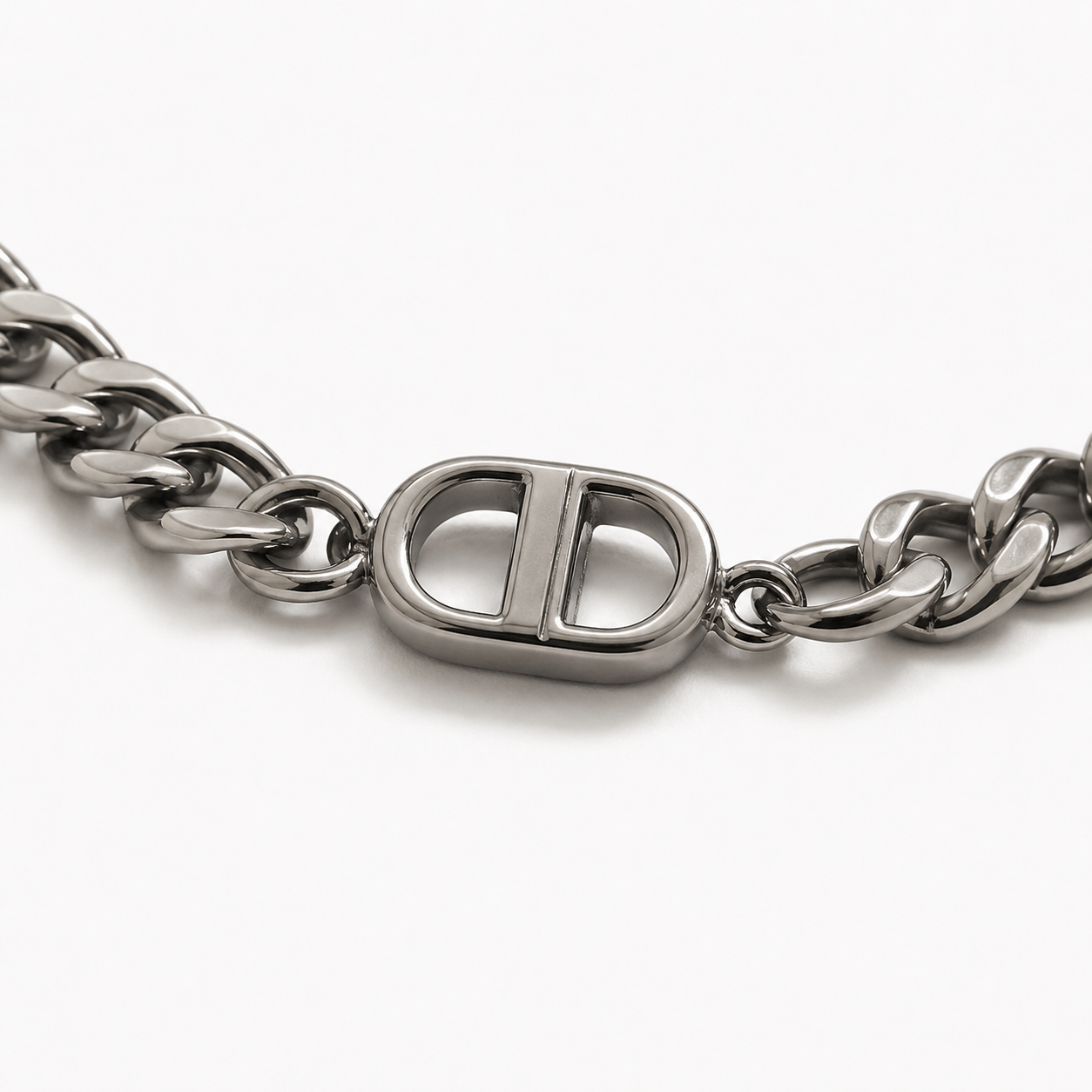 N004 Dual Frame Cuban Chain