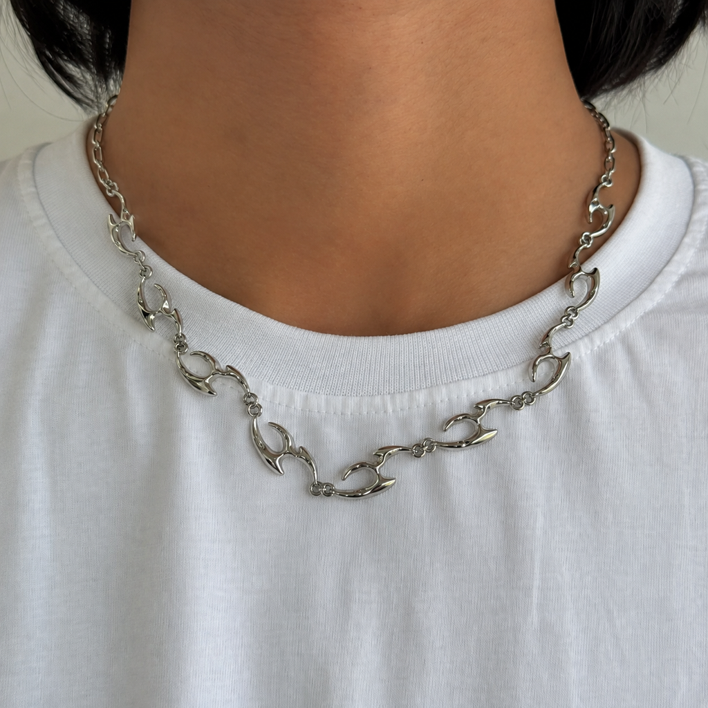 N002 IGNITE FLAME LINK NECKLACE