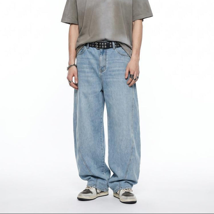 P0242 American Vintage-Style Washed Distressed Curved-Cut Whiskering Jeans